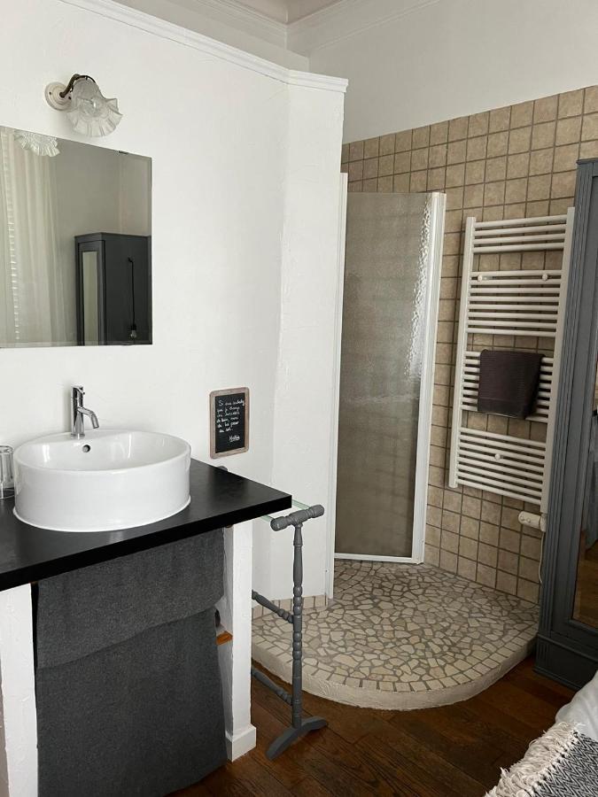 Les Chambres De Pauline Avec Spa Et Climatisation Albertville Exterior foto
